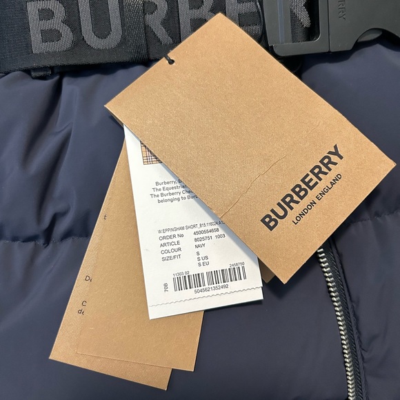 Burberry belted puffer coat jacket - Picture 11 of 14